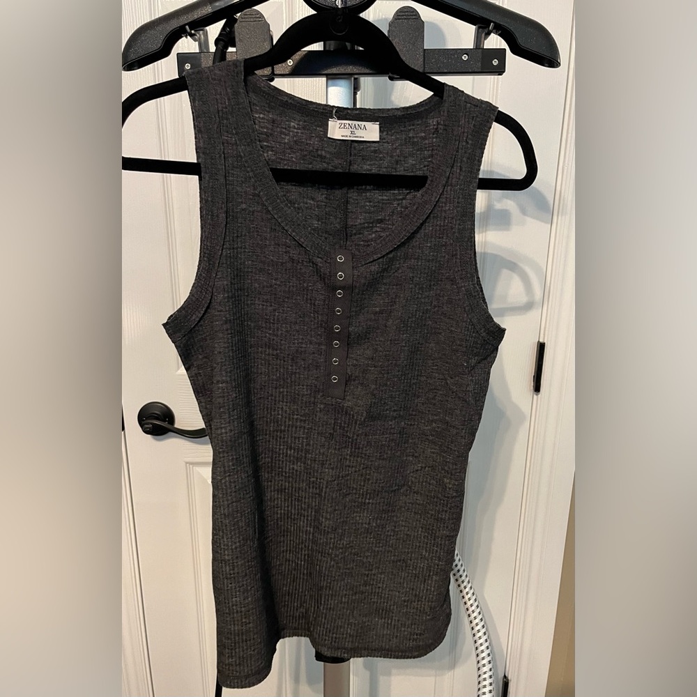 Zenana Women's Gray Sleeveless Top